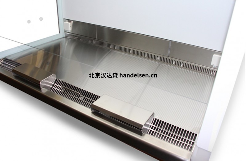 HMC 260 FA臺式滅菌鍋 Operator_in_mind